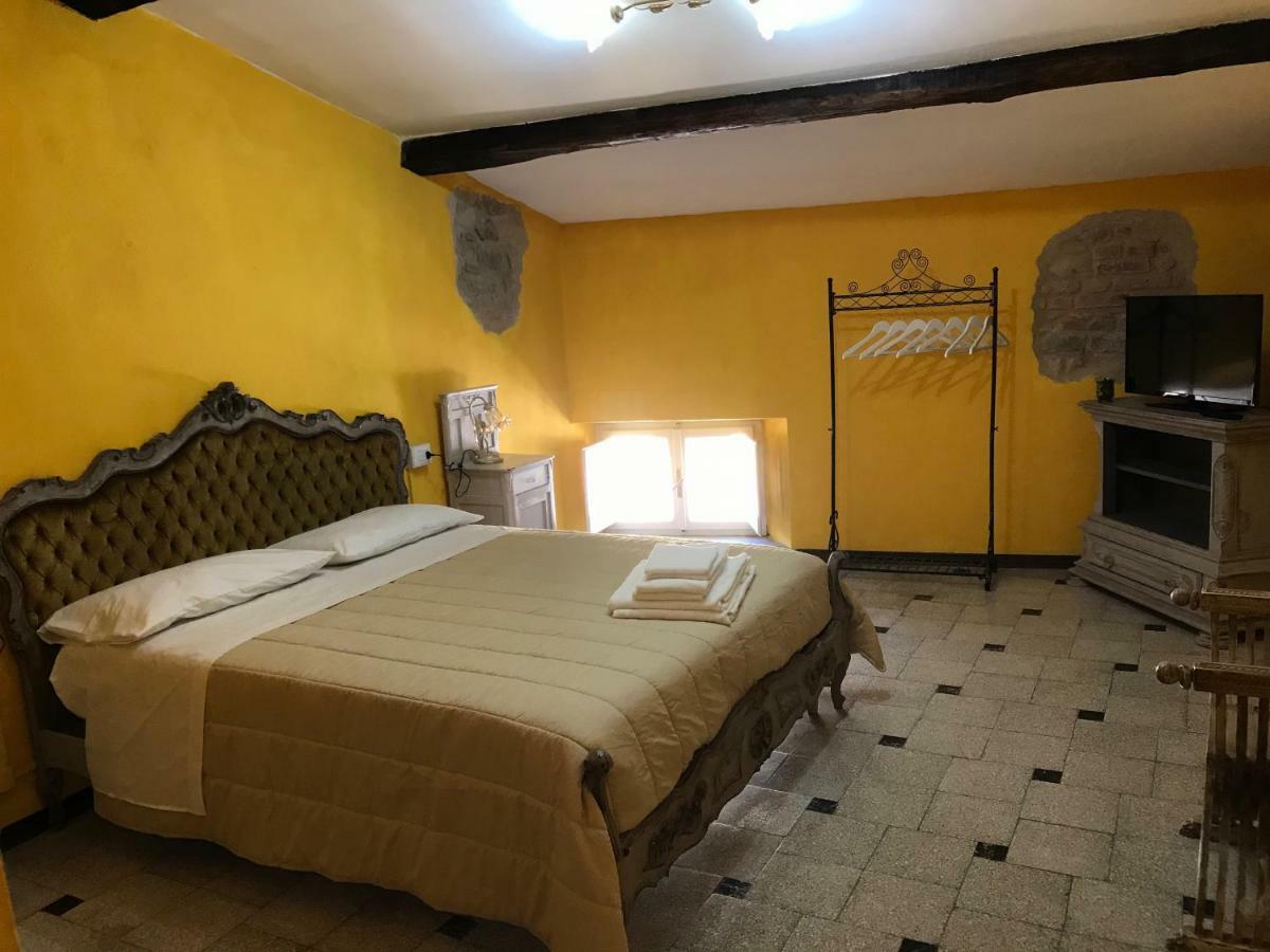 Albergo Antica Lanterna Кастельнуово-ди-Гарфаньяна Экстерьер фото